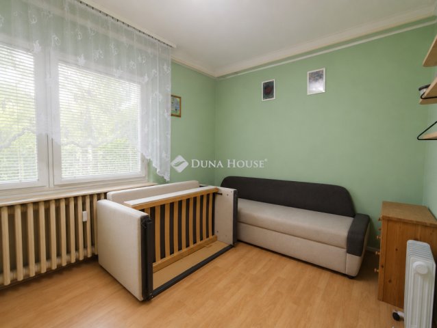 Eladó családi ház, Érden 99.9 M Ft, 6 szobás