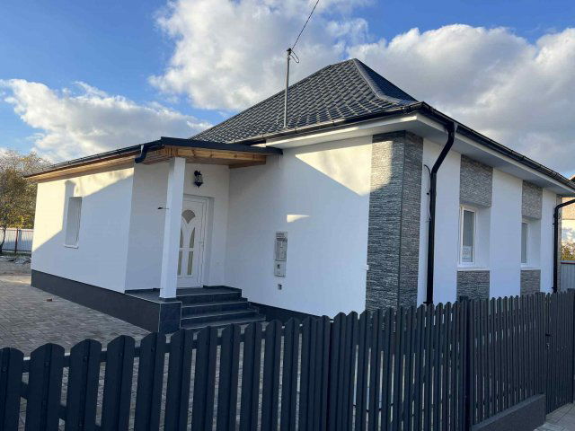 Eladó családi ház, Nádudvaron 59.9 M Ft, 2 szobás