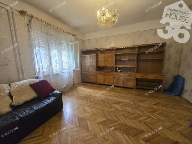 Eladó családi ház, Kecskeméten 82 M Ft, 5 szobás
