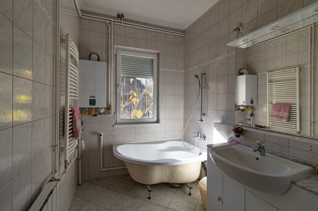 Eladó családi ház, Budapesten, XVIII. kerületben 140 M Ft