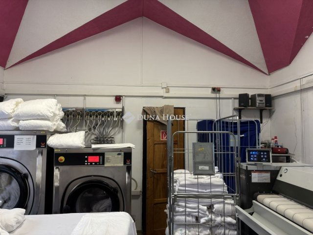 Eladó üzlethelyiség, Dorogon 12.5 M Ft / költözzbe.hu