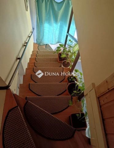 Eladó családi ház, Budapesten, XVII. kerületben 89.8 M Ft