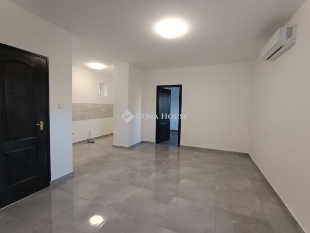 Eladó családi ház, Nagykátán 49.9 M Ft, 3 szobás