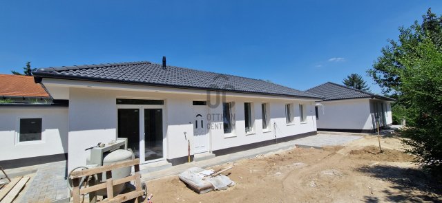 Eladó családi ház, Bocskaikerten 73.9 M Ft, 4 szobás
