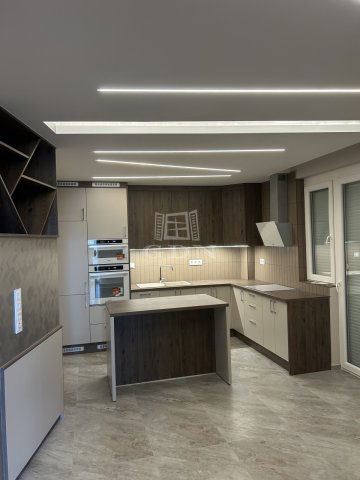 Eladó téglalakás, Budapesten, IX. kerületben 92 M Ft, 2+1 szobás