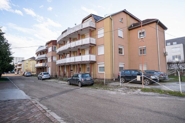 Eladó téglalakás, Miskolcon, Eperjesi utcában 39.9 M Ft