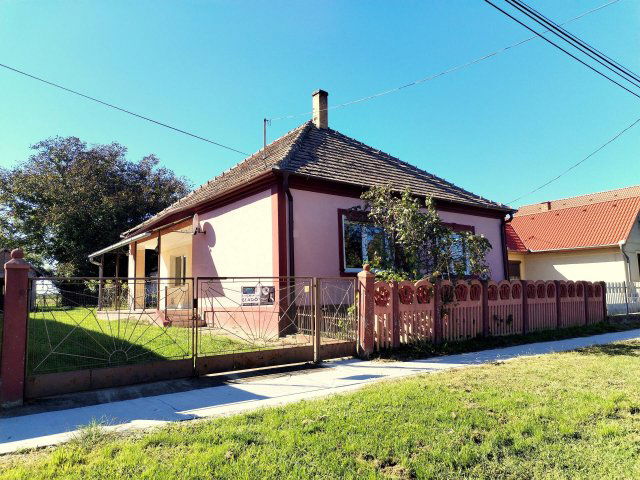 Eladó családi ház, Sávolyon 25.99 M Ft, 3 szobás
