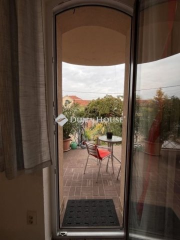 Eladó ikerház, Budapesten, XVIII. kerületben 145 M Ft, 4 szobás