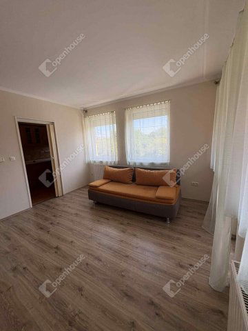 Kiadó téglalakás, albérlet, Győrött 150 E Ft / hó, 2 szobás