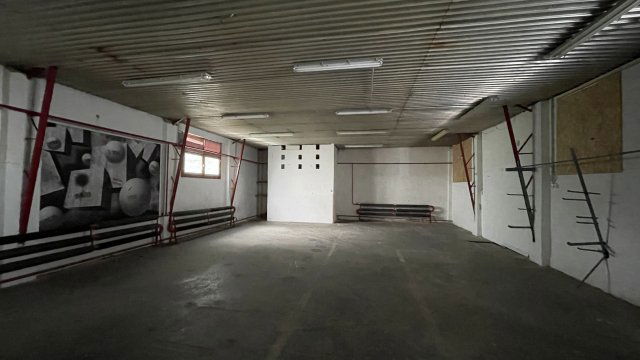 Kiadó ipari ingatlan, Győrött 170 E Ft / hó, 3 szobás