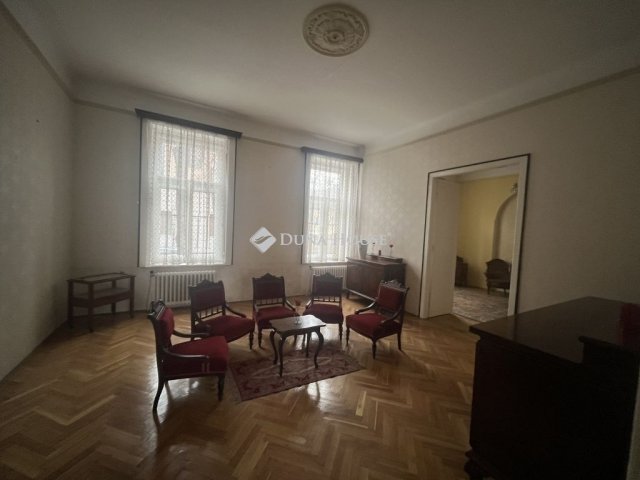 Eladó családi ház, Budapesten, VIII. kerületben 279 M Ft