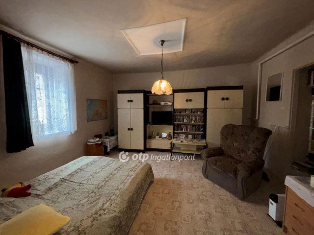 Eladó családi ház, Csorváson 17.9 M Ft, 3 szobás