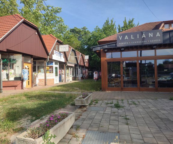 Eladó üzlethelyiség, Budapesten, XVI. kerületben 41 M Ft