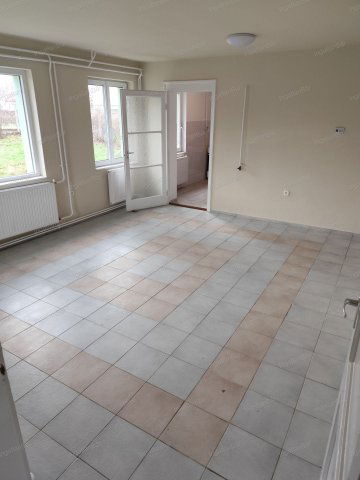 Eladó családi ház, Nyíregyházán 98 M Ft, 2 szobás