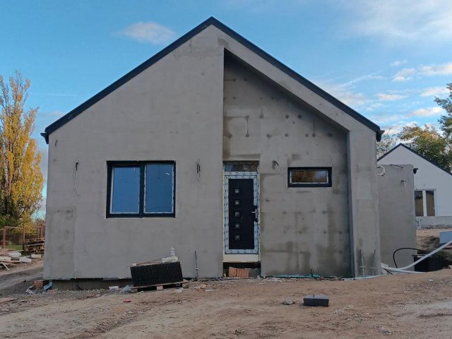 Eladó ikerház, Siófokon 92 M Ft, 4 szobás / költözzbe.hu