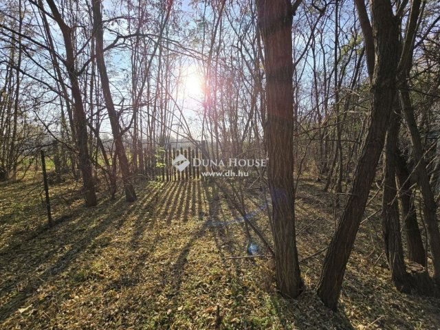 Eladó telek, Tóalmáson 17.9 M Ft / költözzbe.hu