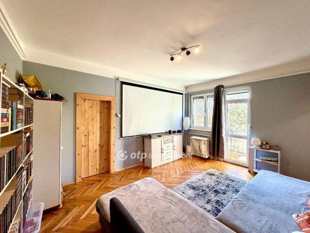 Eladó téglalakás, Kecskeméten 37.75 M Ft, 1+1 szobás