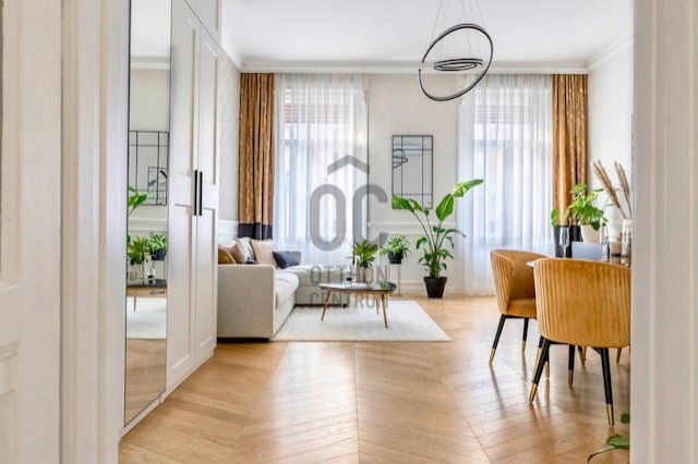 Eladó téglalakás, Budapesten, V. kerületben 129.9 M Ft, 2 szobás