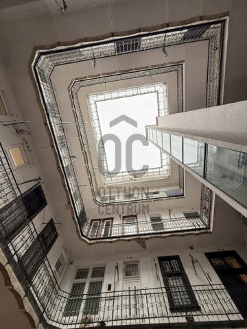 Eladó téglalakás, Budapesten, VII. kerületben 52 M Ft, 1 szobás