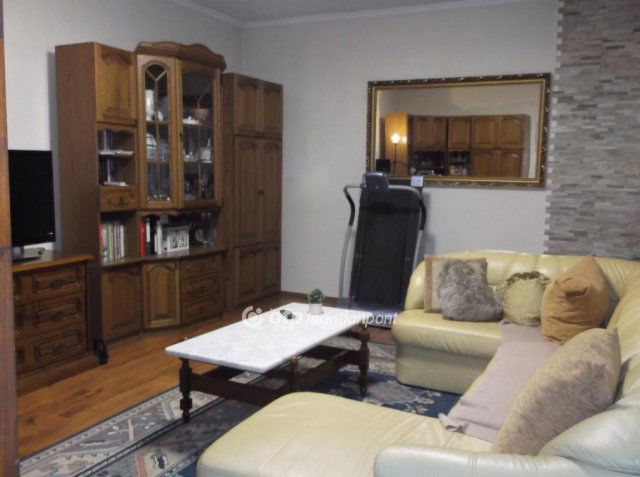 Eladó családi ház, Gyöngyösön 109 M Ft, 4 szobás