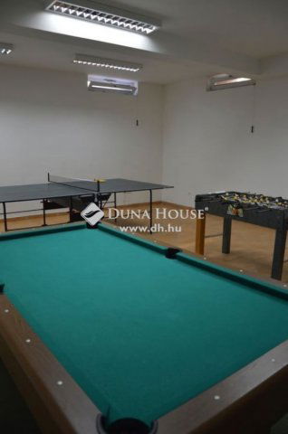 Eladó családi ház, Sárváron 325 M Ft, 13 szobás