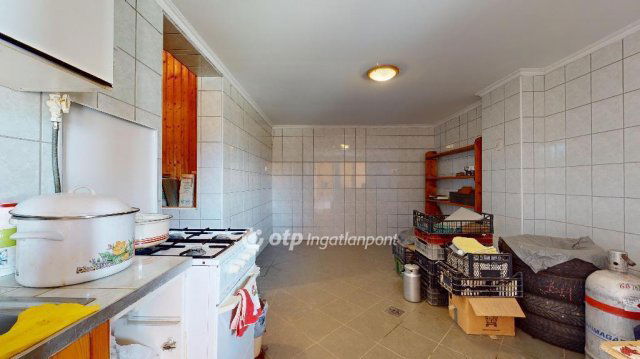 Eladó családi ház, Tarcalon 49.99 M Ft, 5+1 szobás