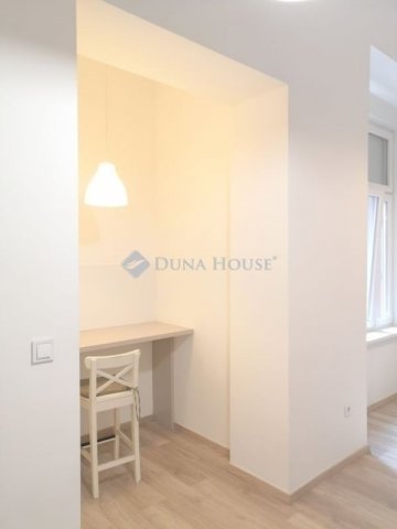 Eladó téglalakás, Budapesten, XIII. kerületben 75.9 M Ft