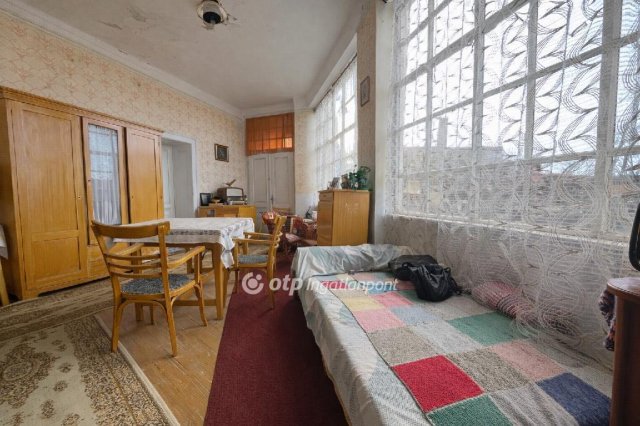 Eladó családi ház, Derecskén 60 M Ft, 6 szobás