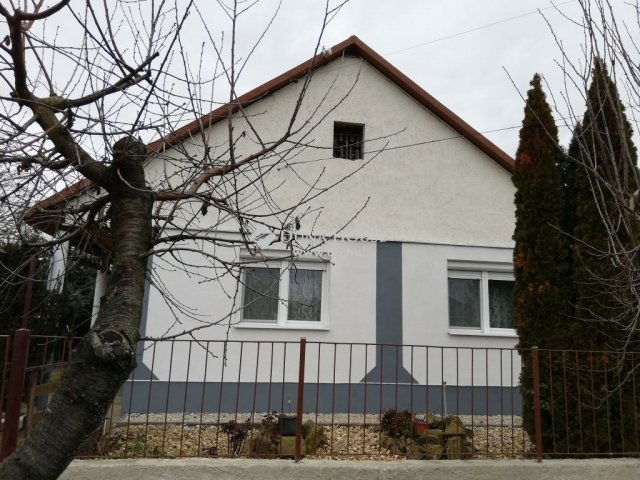 Eladó családi ház, Hejőkeresztúron 52 M Ft, 4 szobás