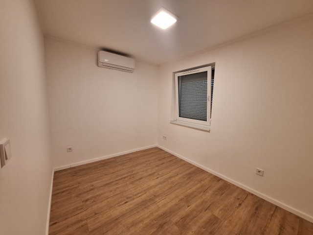 Kiadó családi ház, albérlet, Szentendrén 180 E Ft / hó
