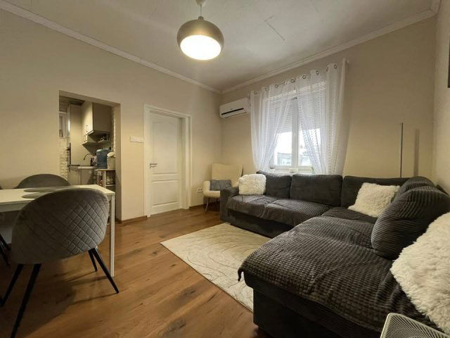 Eladó családi ház, Kecskeméten 72 M Ft, 3 szobás