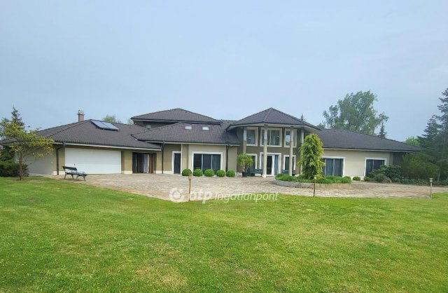 Eladó családi ház, Debrecenben 850 M Ft, 4 szobás