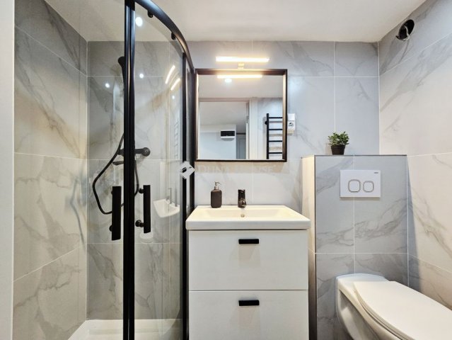 Eladó téglalakás, Budapesten, VII. kerületben 37.9 M Ft