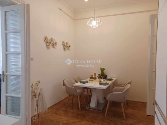 Eladó téglalakás, Budapesten, VII. kerületben 90 M Ft, 2 szobás