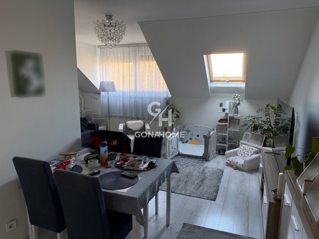 Eladó panellakás, Veszprémben, Sólyi utcában 52.9 M Ft