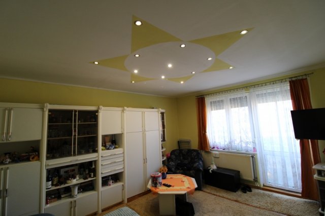 Eladó téglalakás, Salgótarjánban 16 M Ft, 1 szobás