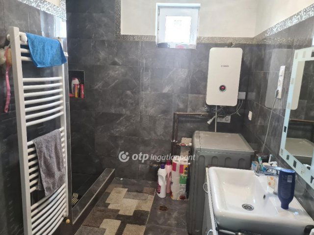 Eladó családi ház, Érden 117 M Ft, 6 szobás