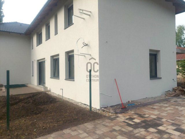 Eladó téglalakás, Siófokon 84.9 M Ft, 3 szobás