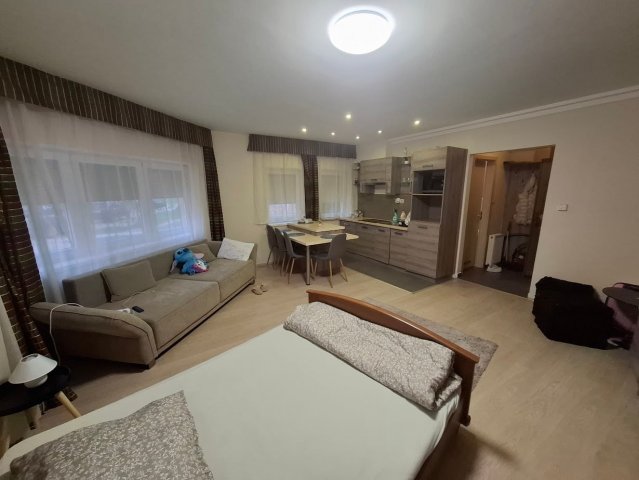 Eladó téglalakás, Hajdúszoboszlón 38.9 M Ft, 1 szobás