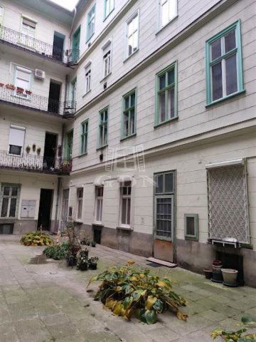 Eladó téglalakás, Budapesten, VII. kerületben 94.9 M Ft