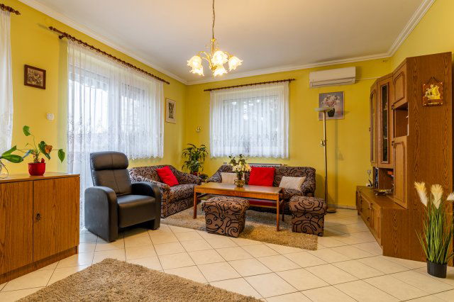 Eladó téglalakás, Budapesten, XVII. kerületben, Eresz utcában