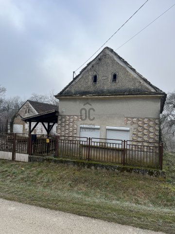 Eladó családi ház, Iharoson 8 M Ft, 2 szobás