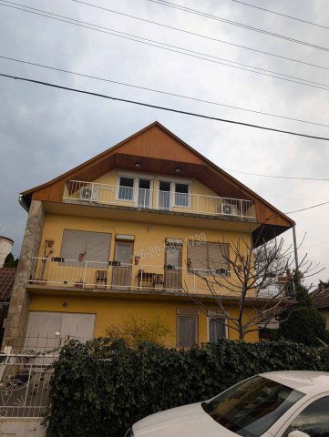 Eladó családi ház, Hévízen 118 M Ft, 4 szobás