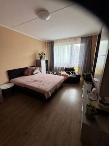 Eladó téglalakás, Mosonmagyaróváron 42.9 M Ft, 2 szobás