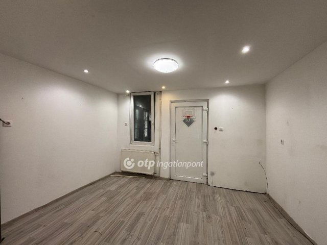 Eladó sorház, Szigetszentmiklóson 22 M Ft, 2 szobás