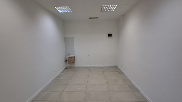 Kiadó ipari ingatlan, Budapesten, II. kerületben, Pázsit utcában