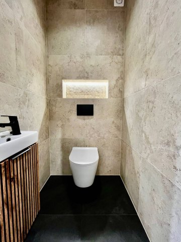 Eladó téglalakás, Pécsett 84.9 M Ft, 3 szobás