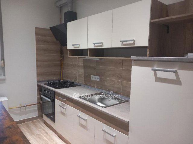 Eladó téglalakás, Debrecenben 62.9 M Ft, 2 szobás