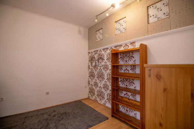 Eladó téglalakás, Budapesten, VI. kerületben 69.9 M Ft, 3 szobás