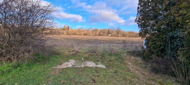 Eladó telek, Balatonfűzfőn 89.9 M Ft / költözzbe.hu